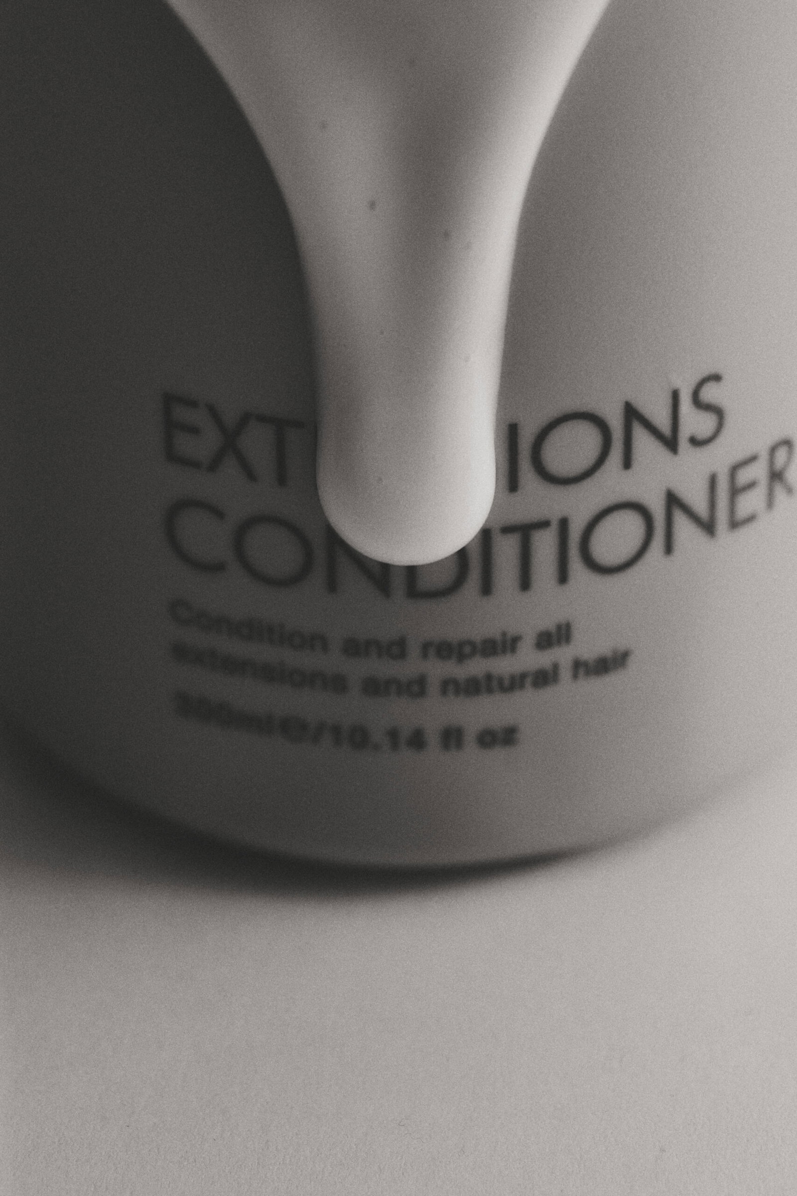 Fox & Vamp Extensions Conditioner for natural hair and hair extensions