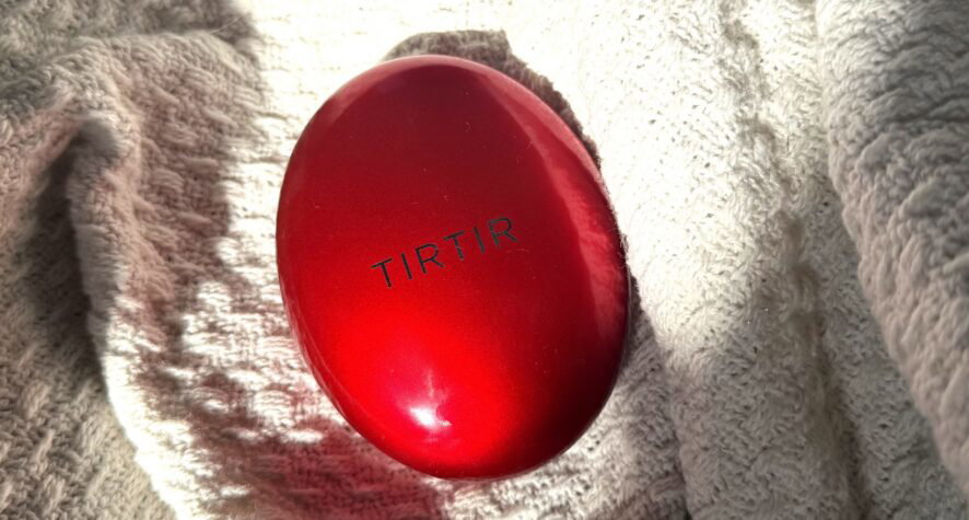 TirTir Mask Fit Red Cushion foundation red compact